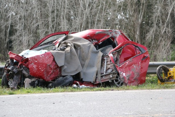 Accidente choque frontal en ruta 226 ago 17