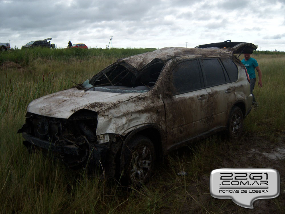 Vuelco accidente Pampero 23-1-14 (3)